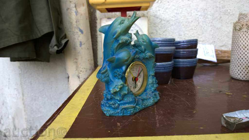 Auction 5724. CLOCK BUILDER DOLPHIN WORKS LOVE QUARTZ Auction 5724. CLOCK BUILDER DOLPHIN WORKS LOVE QUARTZ