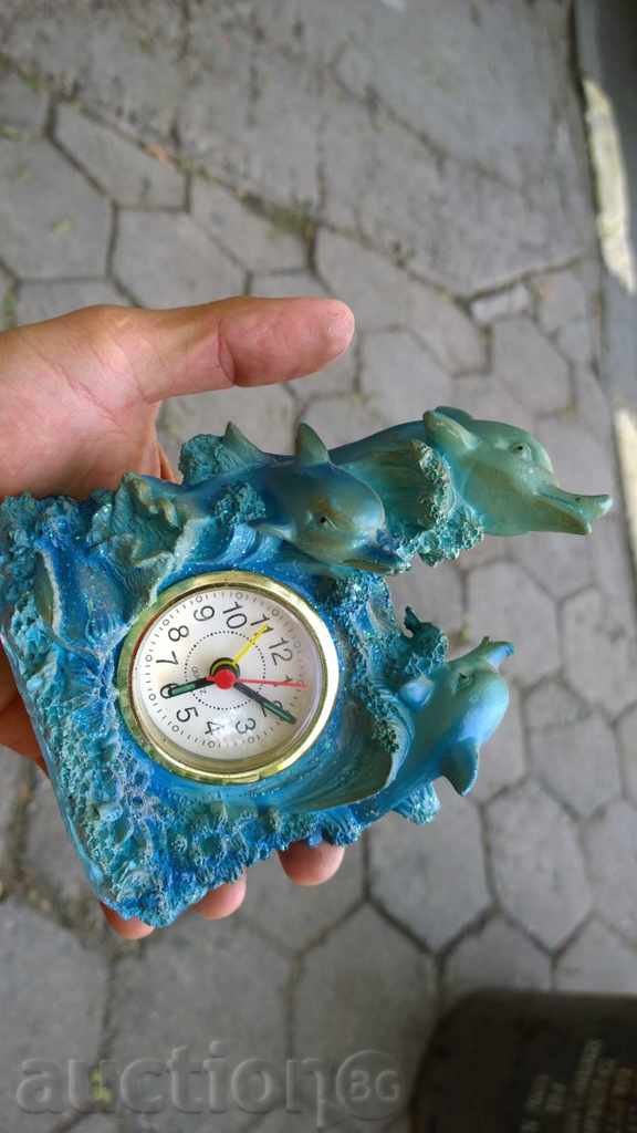 5724. CLOCK BUILDER DOLPHIN WORKS LOVE QUARTZ - 5 5724. CLOCK BUILDER DOLPHIN WORKS LOVE QUARTZ - 5