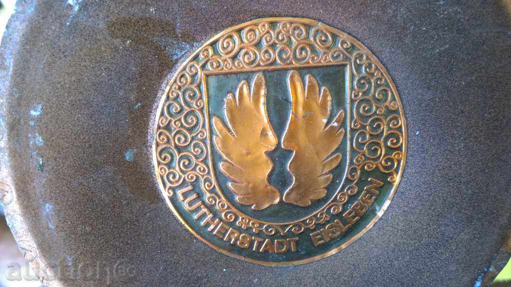 Delivery of 5738. FINE SCREEN FOR WALL MED BAKAR GERMANY Delivery of 5738. FINE SCREEN FOR WALL MED BAKAR GERMANY