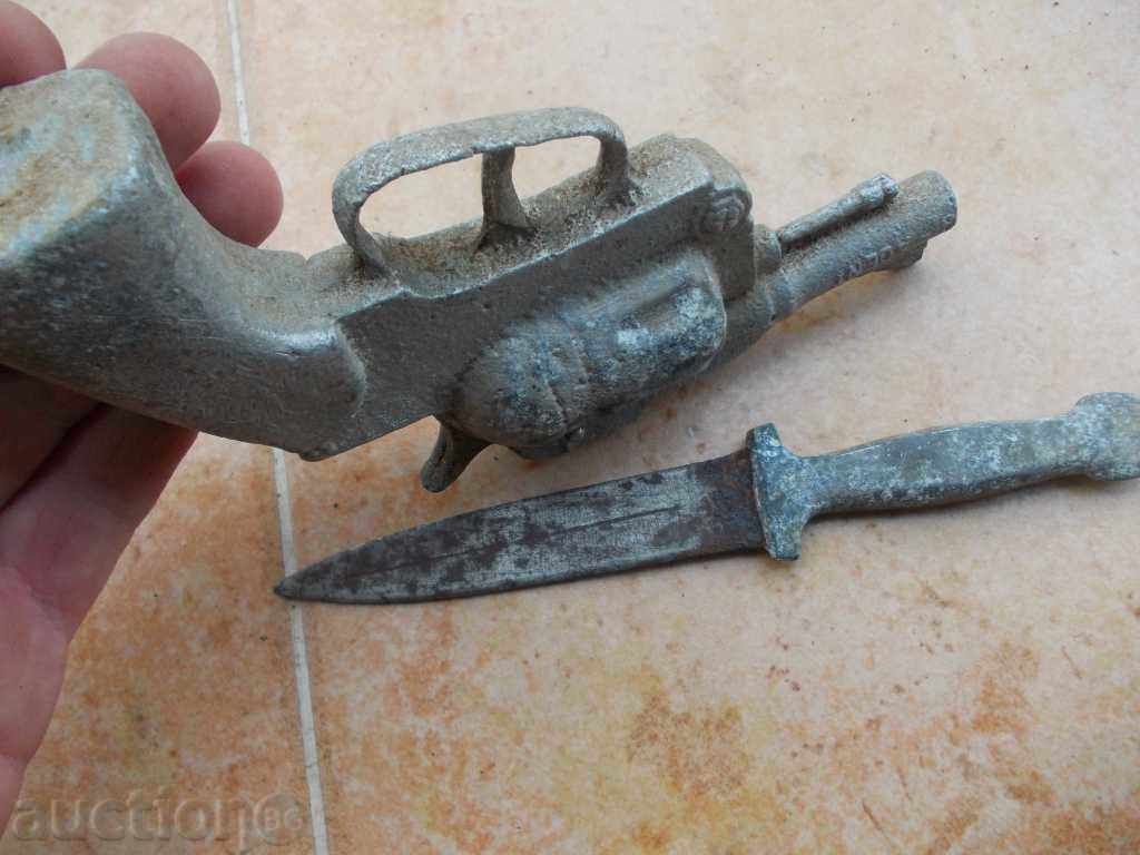 Delivery of Old toys