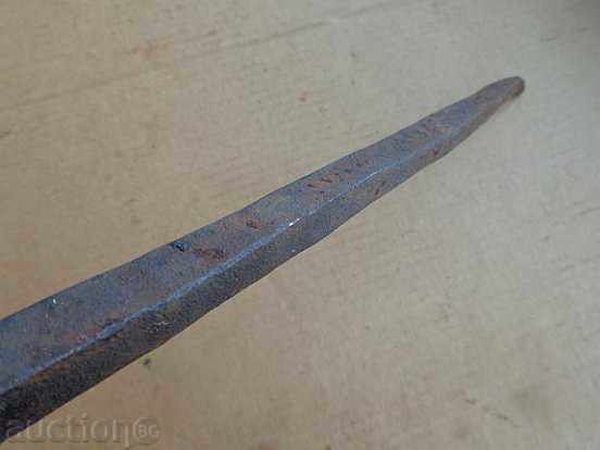 Huge old forged nail, wrought iron, spit, four grams - 6 Huge old forged nail, wrought iron, spit, four grams - 6