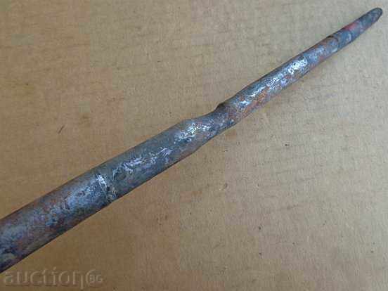 Auction An old donkey's tack, a huge nail, wrought iron Auction An old donkey's tack, a huge nail, wrought iron