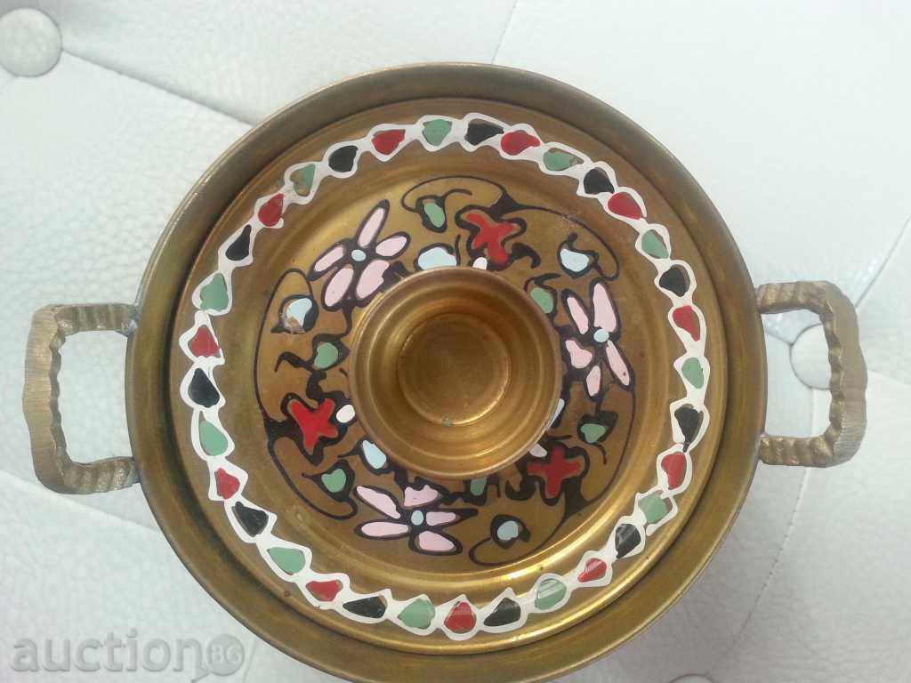 Oriental Δικαστήριο, ζάχαρη, σοκολάτες με τιμή 22.00 BGN | € 11.25 Oriental Δικαστήριο, ζάχαρη, σοκολάτες με τιμή 22.00 BGN | € 11.25