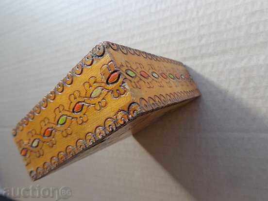 Delivery of An old wooden pyrographic cigarette case, a box, a cigarette Delivery of An old wooden pyrographic cigarette case, a box, a cigarette