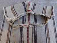 Стар ръчно тъкан много здрав чувал, козяк