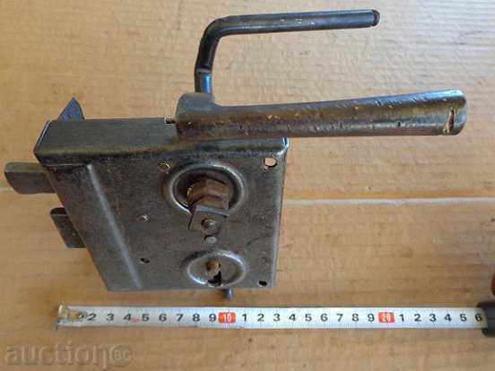 Old lock key, latch - early twentieth century with price 94.90 BGN | € 48.52 Old lock key, latch - early twentieth century with price 94.90 BGN | € 48.52