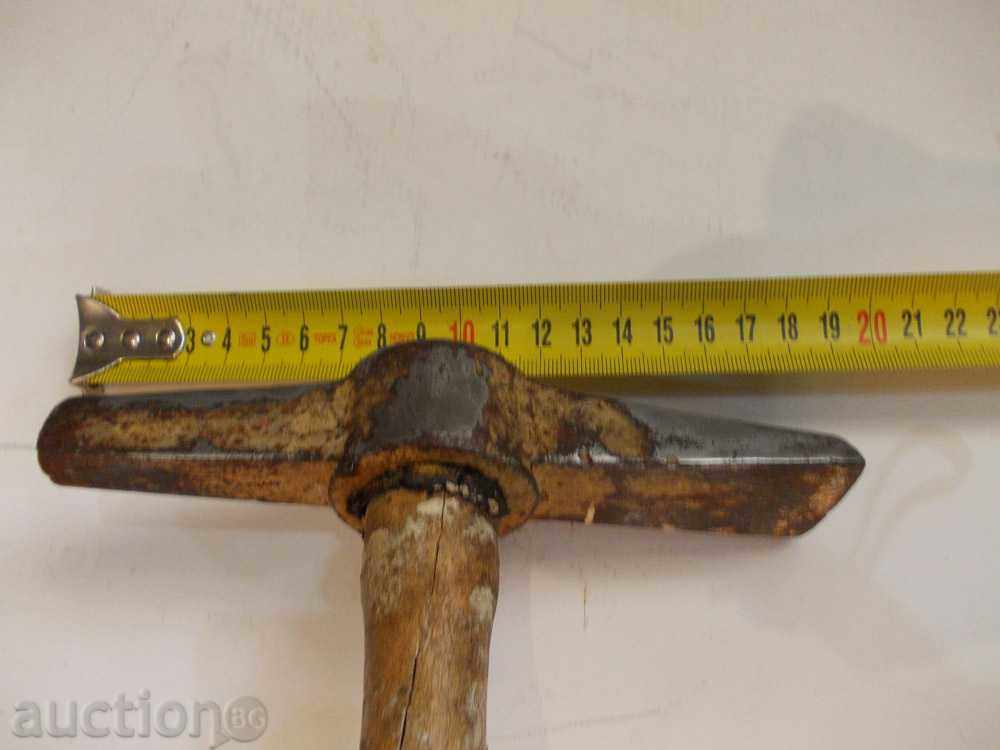 Παλιά γερμανική σφυρί - 1 με τιμή 10.00 BGN | € 5.11 Παλιά γερμανική σφυρί - 1 με τιμή 10.00 BGN | € 5.11