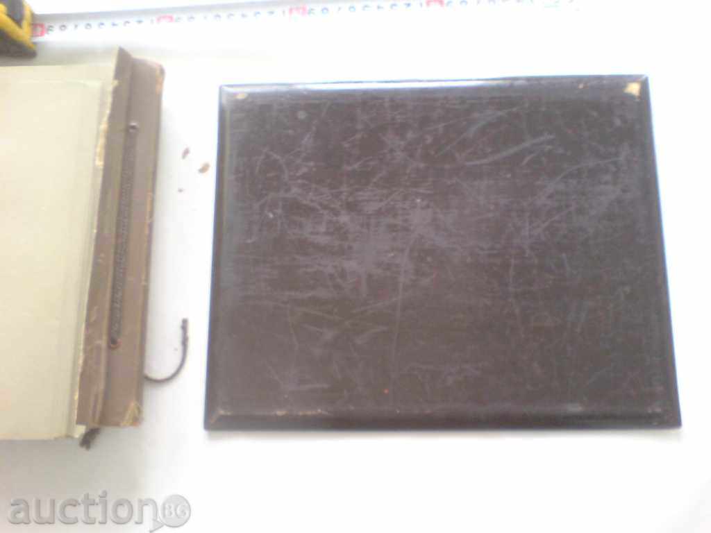 Delivery of album with wooden covers Delivery of album with wooden covers