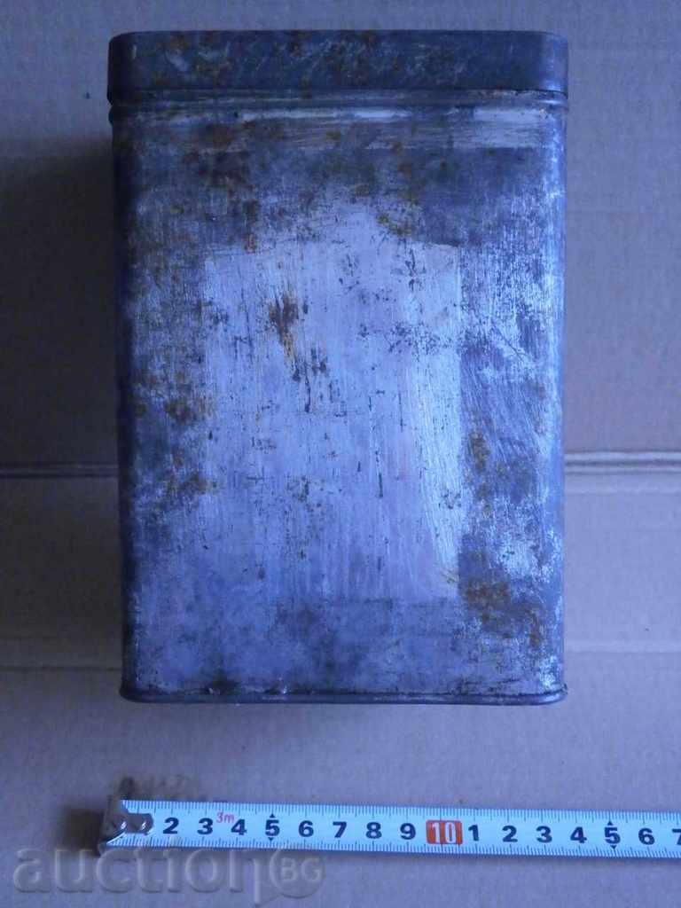 Auction An old box box Auction An old box box