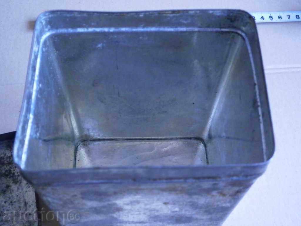 An old box box - 5 An old box box - 5