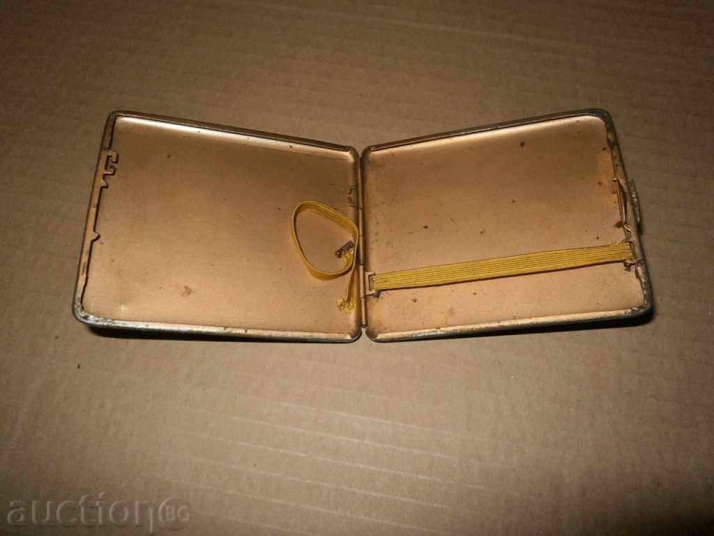old cigarette case - 5