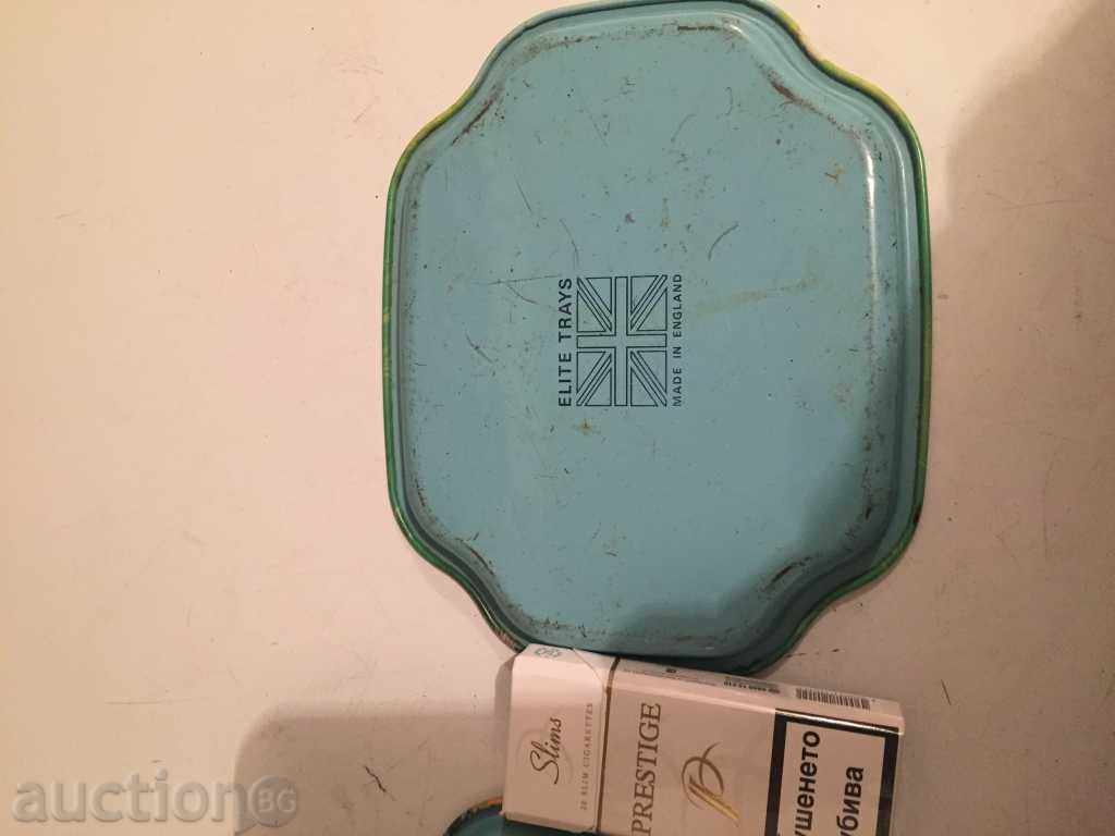 Auction  small collection trays