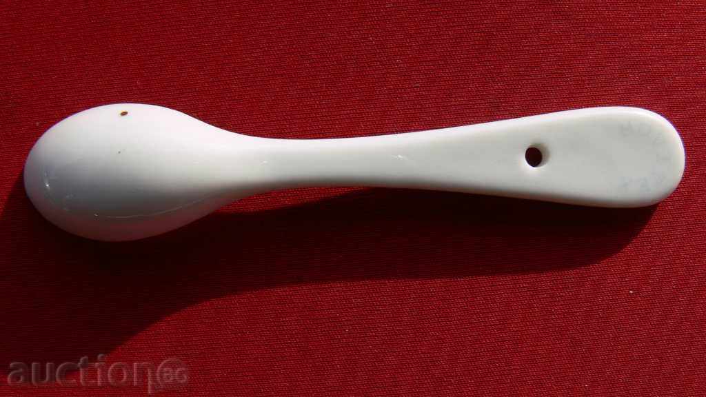 PORCELAIN LOOP with price 10.00 BGN | € 5.11