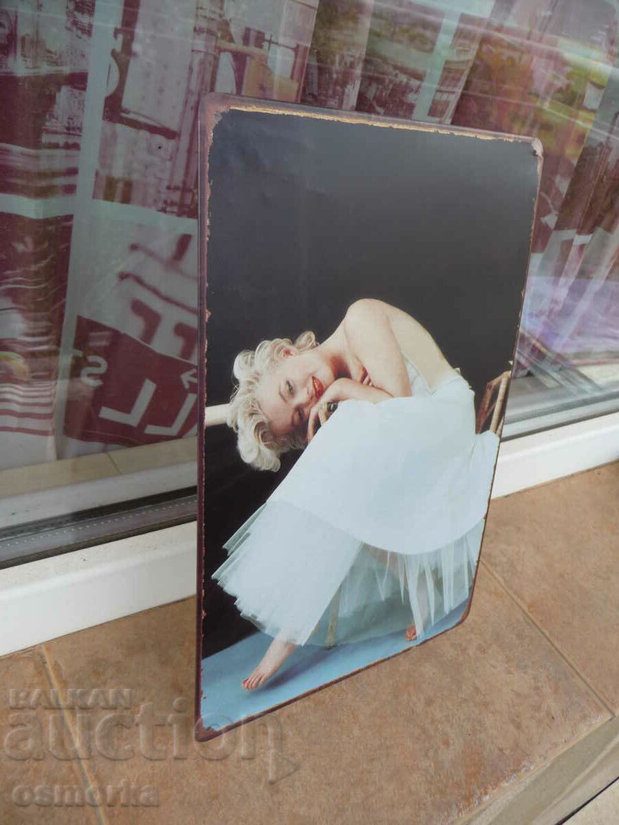 Metal Signboard movie Marilyn Monroe sex symbol actress icon with price 18.00 BGN | € 9.20 Metal Signboard movie Marilyn Monroe sex symbol actress icon with price 18.00 BGN | € 9.20