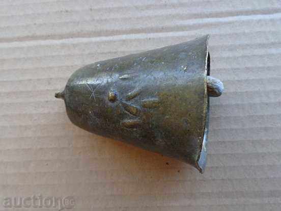 Αστέρι Chan, κουδουνίστρα, καμπάνα