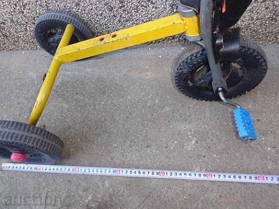 Δημοπρασία Τα παιδιά ποδήλατο, ποδήλατο, 80s παιχνίδι του εικοστού αιώνα Δημοπρασία Τα παιδιά ποδήλατο, ποδήλατο, 80s παιχνίδι του εικοστού αιώνα