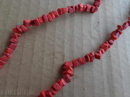 Auction An old necklace made of semiprecious stones, a necklace, a jewel, a jewel Auction An old necklace made of semiprecious stones, a necklace, a jewel, a jewel