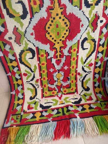 Old hand-woven wall mover, carpet rug with price 69.00 BGN | € 35.28 Old hand-woven wall mover, carpet rug with price 69.00 BGN | € 35.28