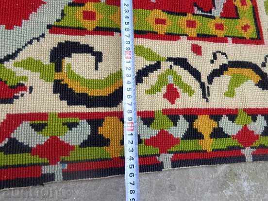 Delivery of Old hand-woven wall mover, carpet rug Delivery of Old hand-woven wall mover, carpet rug