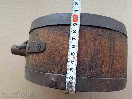 Old horse bucket, bucket, barrel, wooden, pavour - 5