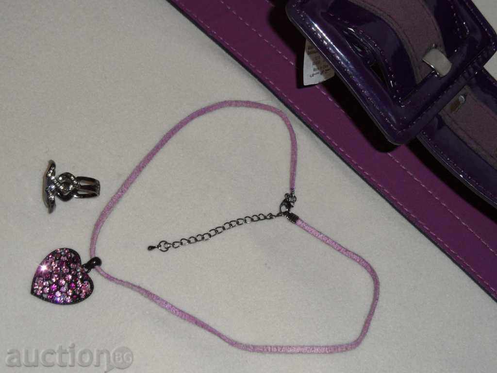 Auction  Lot 15 - a ring, a ring, a belt in purple, COSMETICS