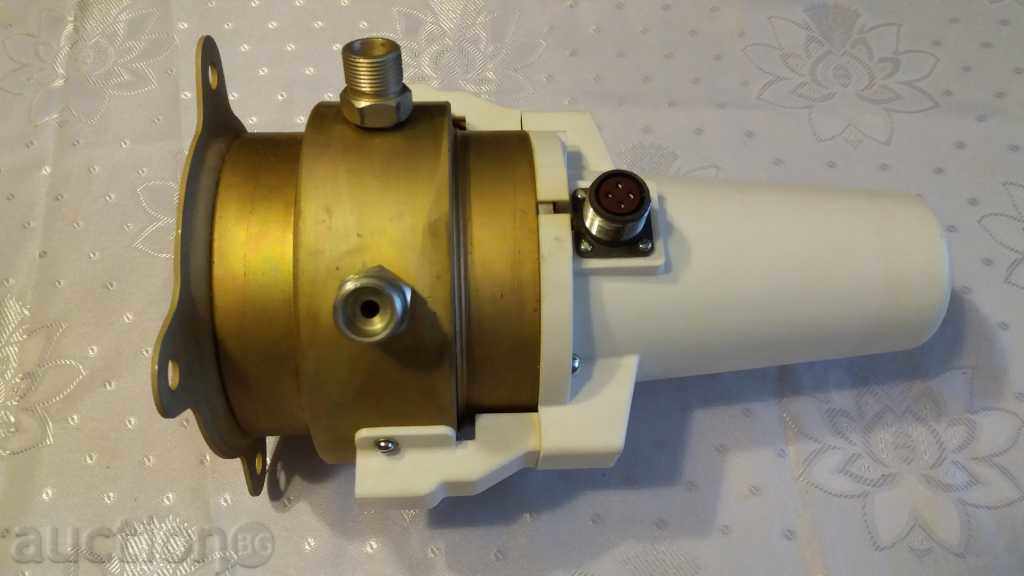 Delivery of RUSSIAN EQUIPMENT MANOMETER - DIFMANOMETER - DM-3583 M Delivery of RUSSIAN EQUIPMENT MANOMETER - DIFMANOMETER - DM-3583 M