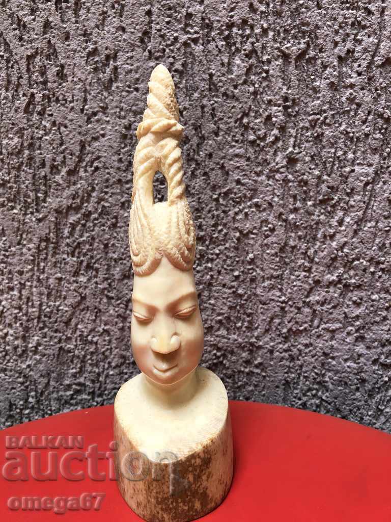 Licitație Statuetă de fildeș