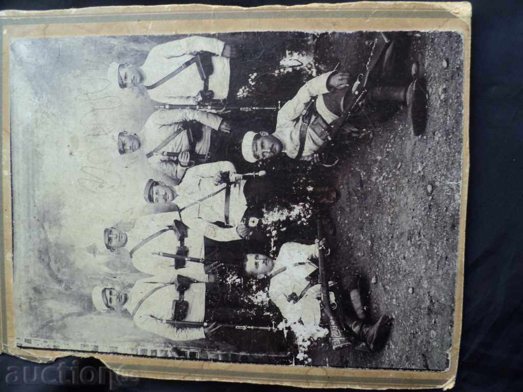 Photo Thick cardboard. with price 30.00 BGN | € 15.34