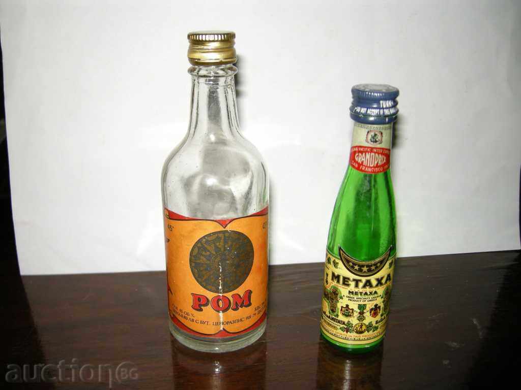 collectors' bottles - 3 pcs - 5 collectors' bottles - 3 pcs - 5