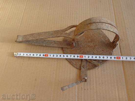 Auction Old forged trap, wrought iron Auction Old forged trap, wrought iron