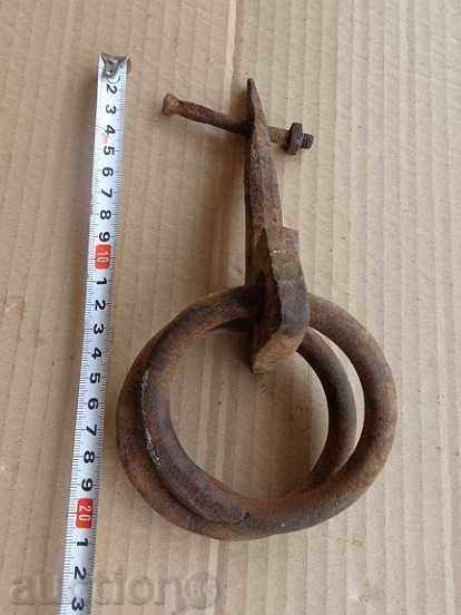 Metal rings, wrought iron for a wagon with price 36.00 BGN | € 18.41 Metal rings, wrought iron for a wagon with price 36.00 BGN | € 18.41