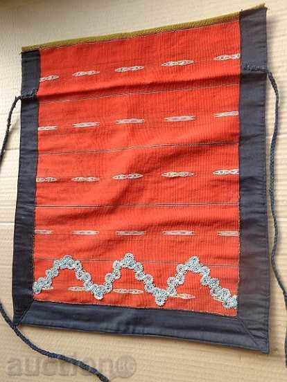 Стара ръчно тъкана престилка с дантела, носия, сукман, риза