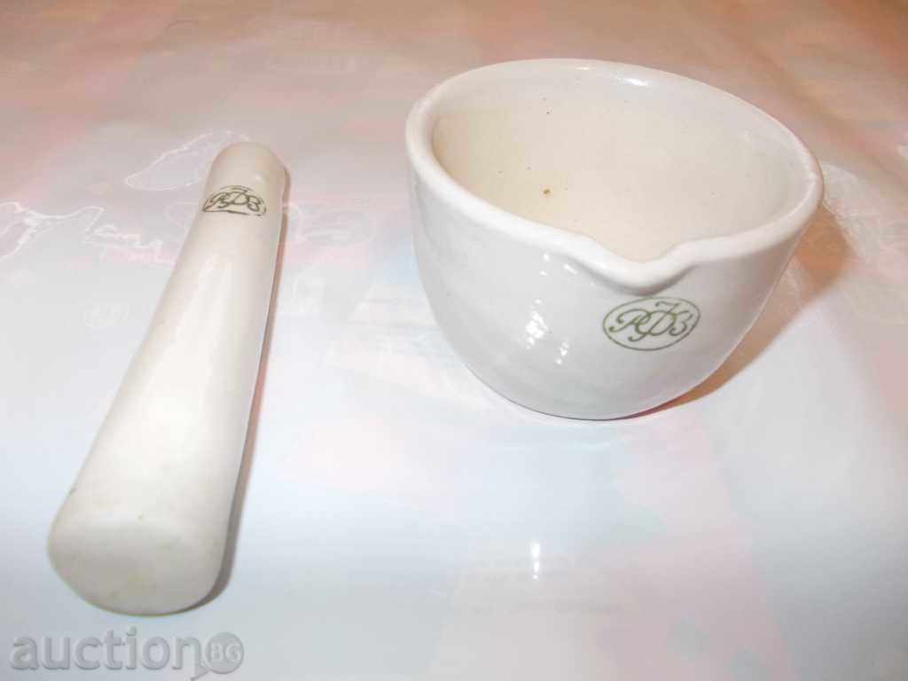 OLD PORCELAIN HABANZA WITH CHUCK (R F H - USSR) with price 20.00 BGN | € 10.23 OLD PORCELAIN HABANZA WITH CHUCK (R F H - USSR) with price 20.00 BGN | € 10.23