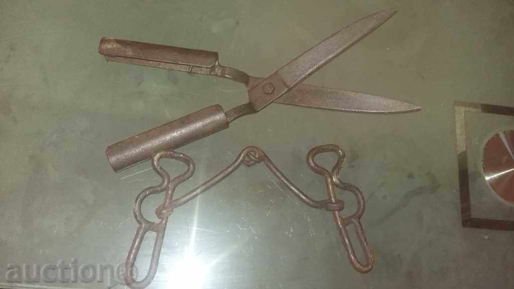 Delivery of lot of old forged scissors iron Delivery of lot of old forged scissors iron