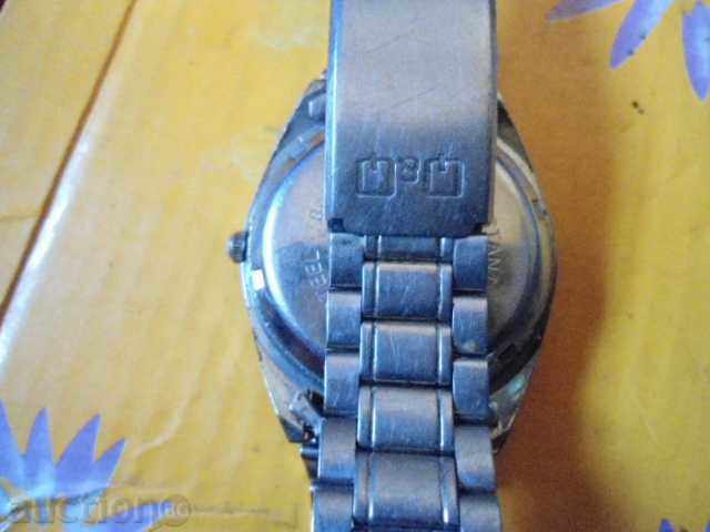 Auction QiQ Auction QiQ