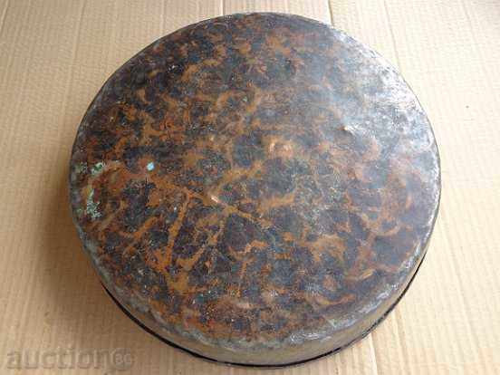 Auction Old tinned baking tray tray of copper pot Auction Old tinned baking tray tray of copper pot