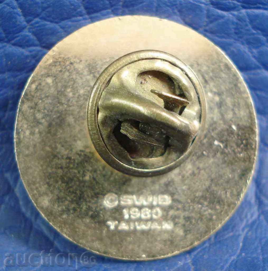 3666 καρφίτσα των Χριστουγέννων της Πρωτοχρονιάς με τιμή 1.00 BGN | € 0.51