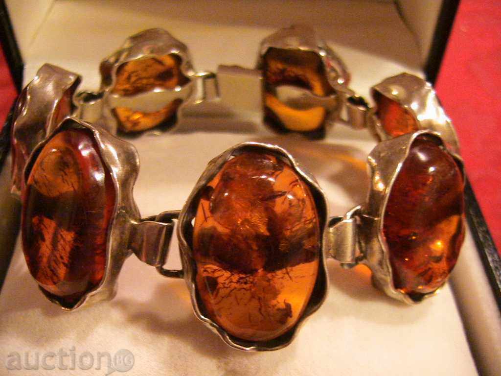 Old SILVER BRACELET with NATURAL AMBER, 925 SILVER with price 950.00 BGN | € 485.73 Old SILVER BRACELET with NATURAL AMBER, 925 SILVER with price 950.00 BGN | € 485.73