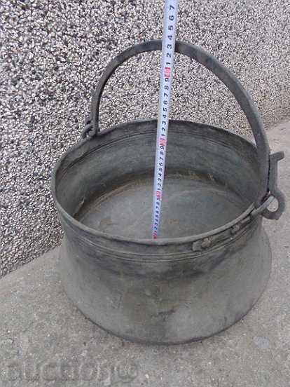 Auction Big boiler for sour, barley, baker, copper pot Auction Big boiler for sour, barley, baker, copper pot