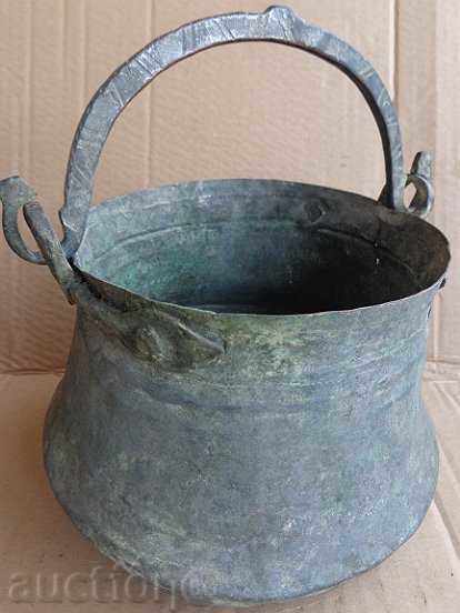 Old copper kettle, copper, copper pot