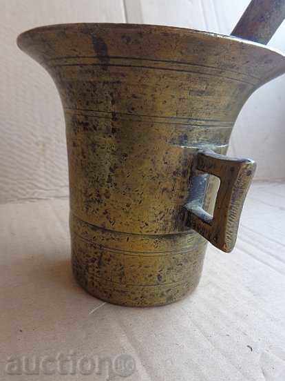 Δημοπρασία Παλιό χάλκινο γουδί και γουδοχέρι για το σφυροκόπημα