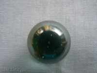Glass ball, syry, jameno