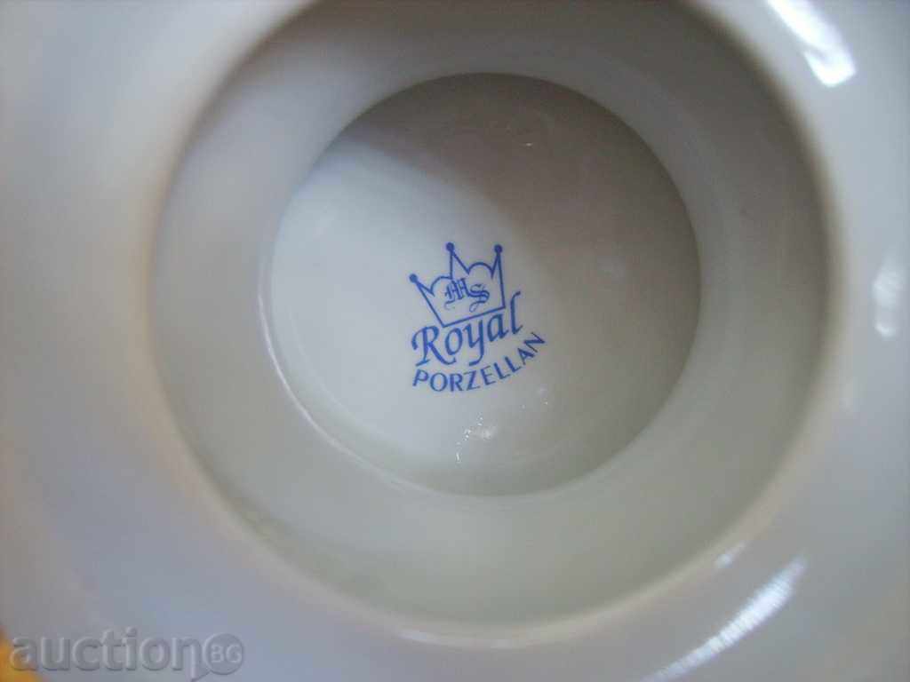 Porcelain bonbonniere - 6 Porcelain bonbonniere - 6