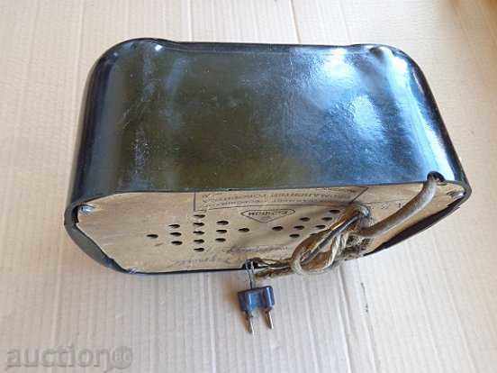 Delivery of Old Bakelite radio station, early Soviet radio