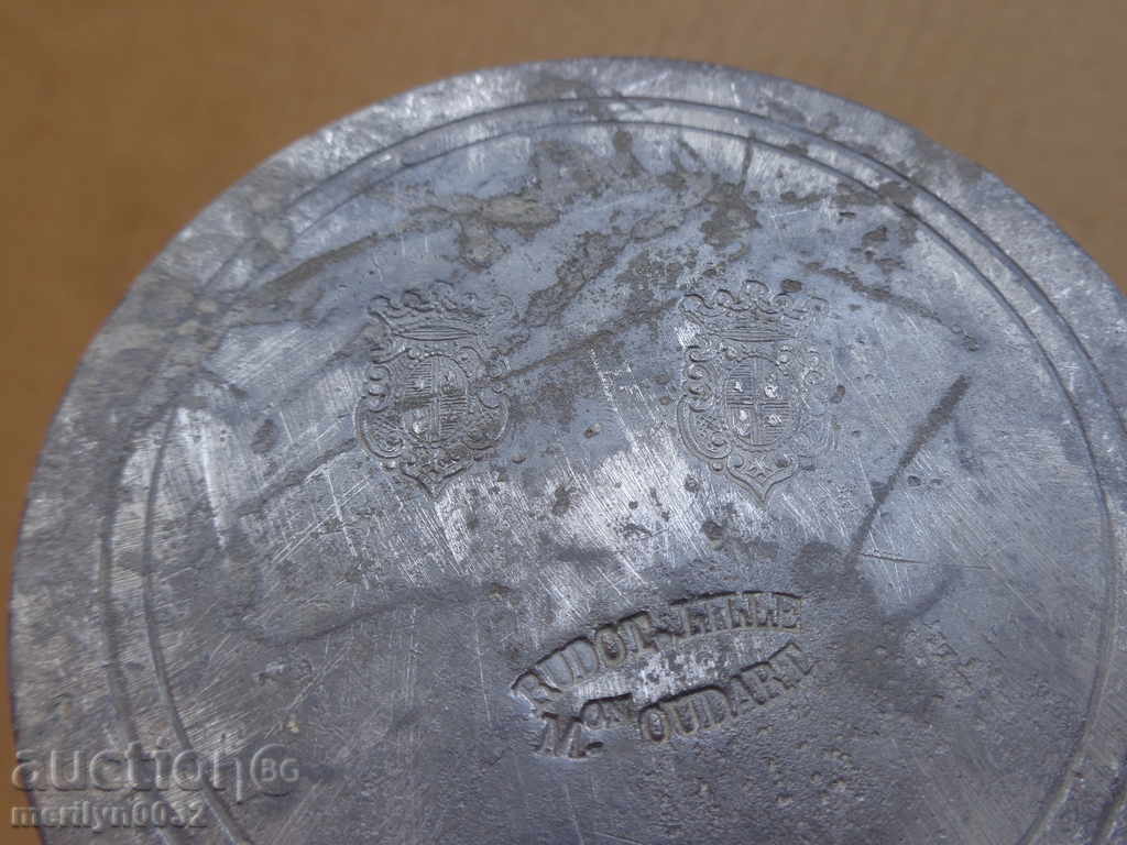 Παλιά αποσυνδέσεων κασσίτερο πλύσιμο κανάτα με καπάκι, κατσαρόλα χαλκού, κύπελλα στάμνα - 6 Παλιά αποσυνδέσεων κασσίτερο πλύσιμο κανάτα με καπάκι, κατσαρόλα χαλκού, κύπελλα στάμνα - 6