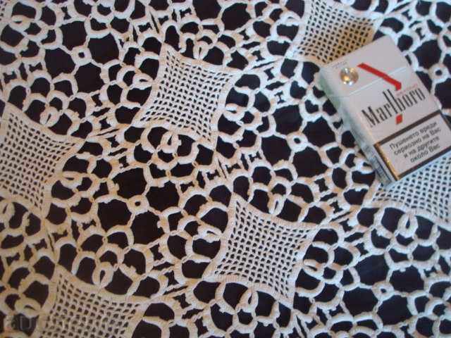 Tishleifer, Cover, coverlet on 1 hook, manual, size 120x120 cm. with price 34.95 BGN | € 17.87 Tishleifer, Cover, coverlet on 1 hook, manual, size 120x120 cm. with price 34.95 BGN | € 17.87