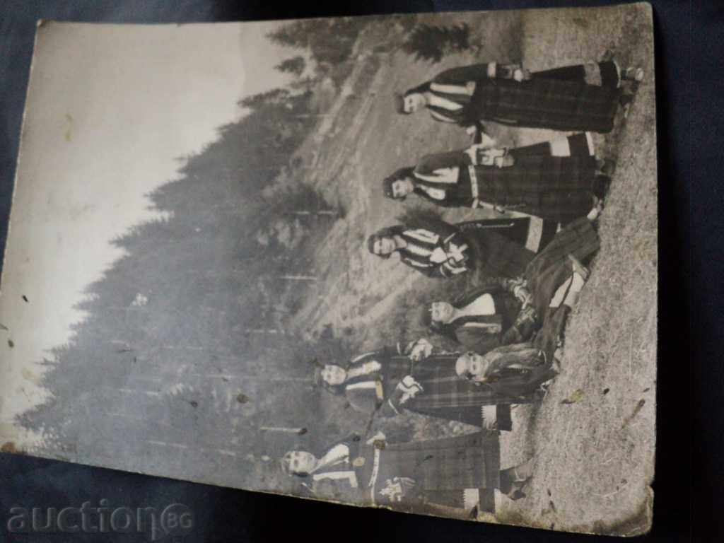 OLD PICTURE -MOTHERS IN POPULATIONS. with price 40.00 BGN | € 20.45 OLD PICTURE -MOTHERS IN POPULATIONS. with price 40.00 BGN | € 20.45