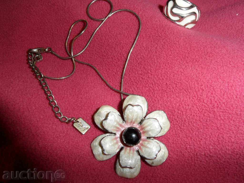 ΤΡΟΧΟΙ ΚΑΙ ΔΑΧΤΥΛΙΔΕΣ με τιμή 9.99 BGN | € 5.11 ΤΡΟΧΟΙ ΚΑΙ ΔΑΧΤΥΛΙΔΕΣ με τιμή 9.99 BGN | € 5.11