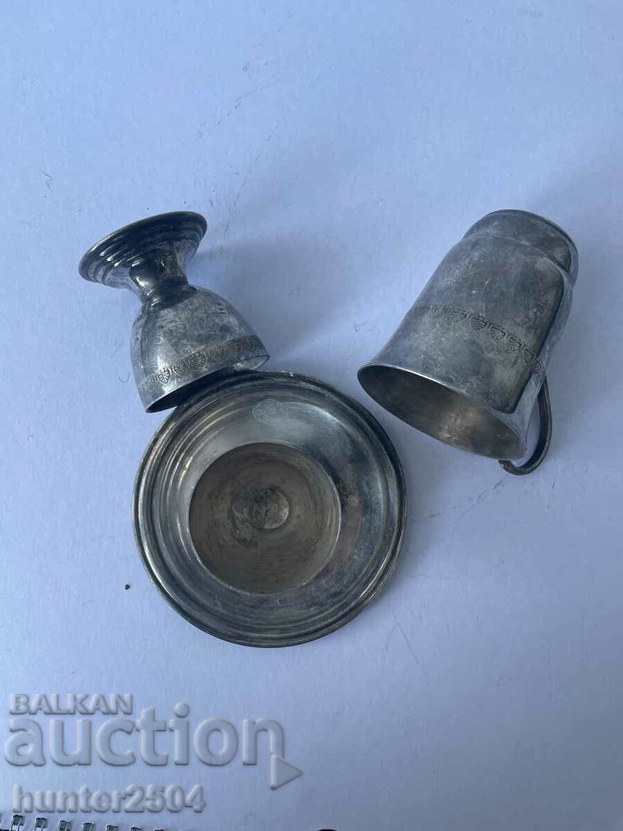 Доставка на Поставки за яйца и чашка