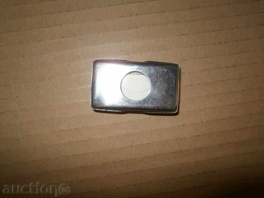 Gillete super silver box with knives 2 pieces - 6 Gillete super silver box with knives 2 pieces - 6